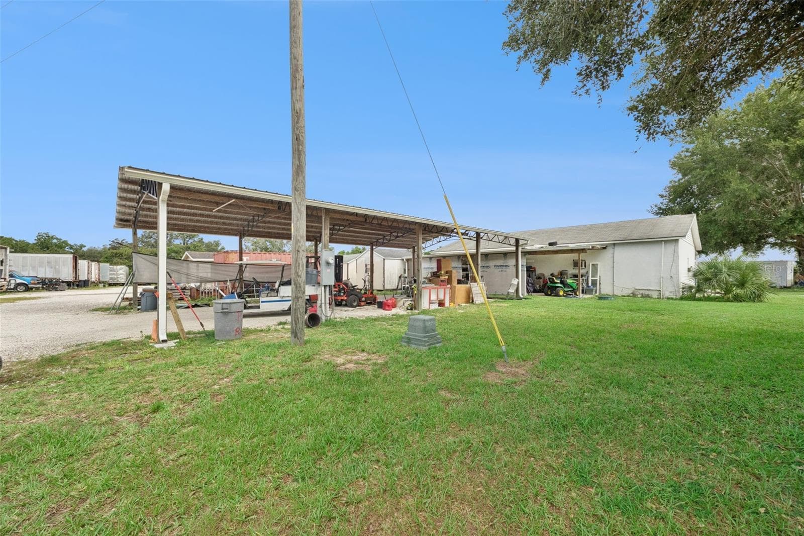 Business at 15000 S US HIGHWAY 441 HWY S, SUMMERFIELD, photo 17 of 49
