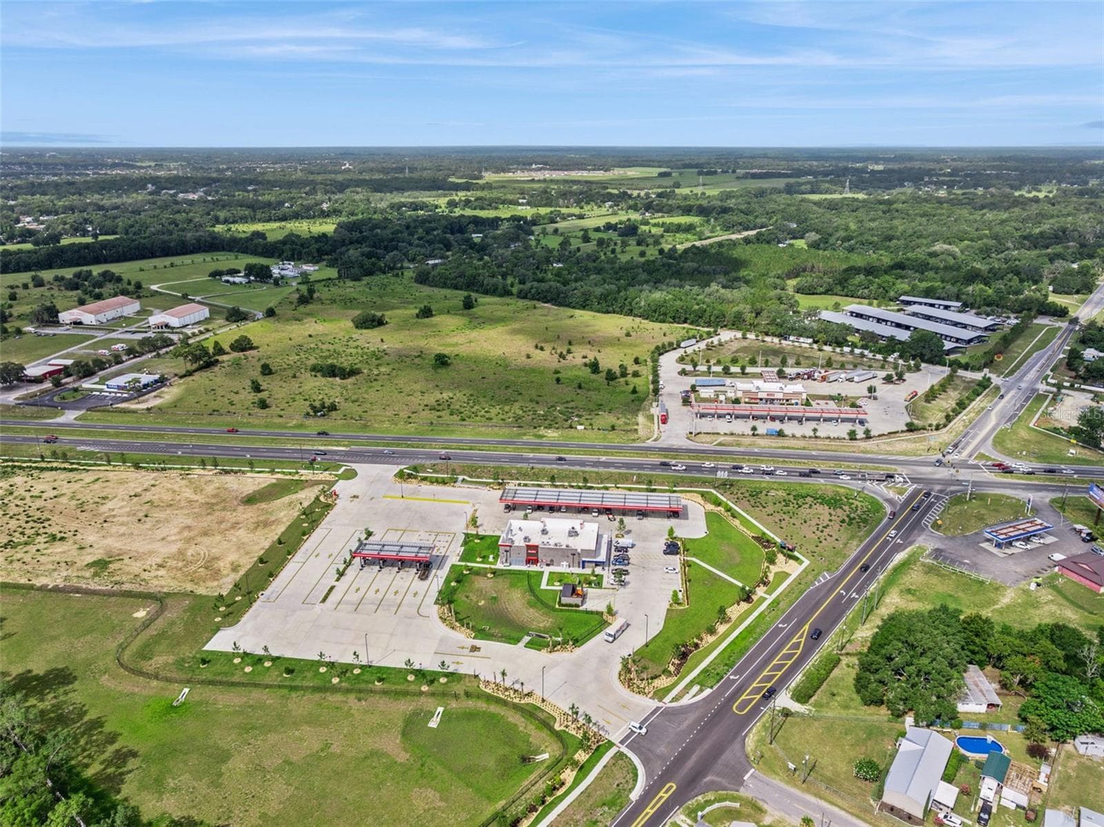 Business at 15000 S US HIGHWAY 441 HWY S, SUMMERFIELD, photo 43 of 49