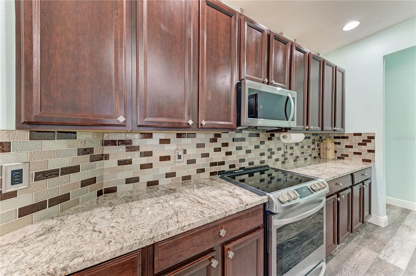 Single Family Residence at 1656 PINYON PINE DR, SARASOTA, photo 8 of 46
