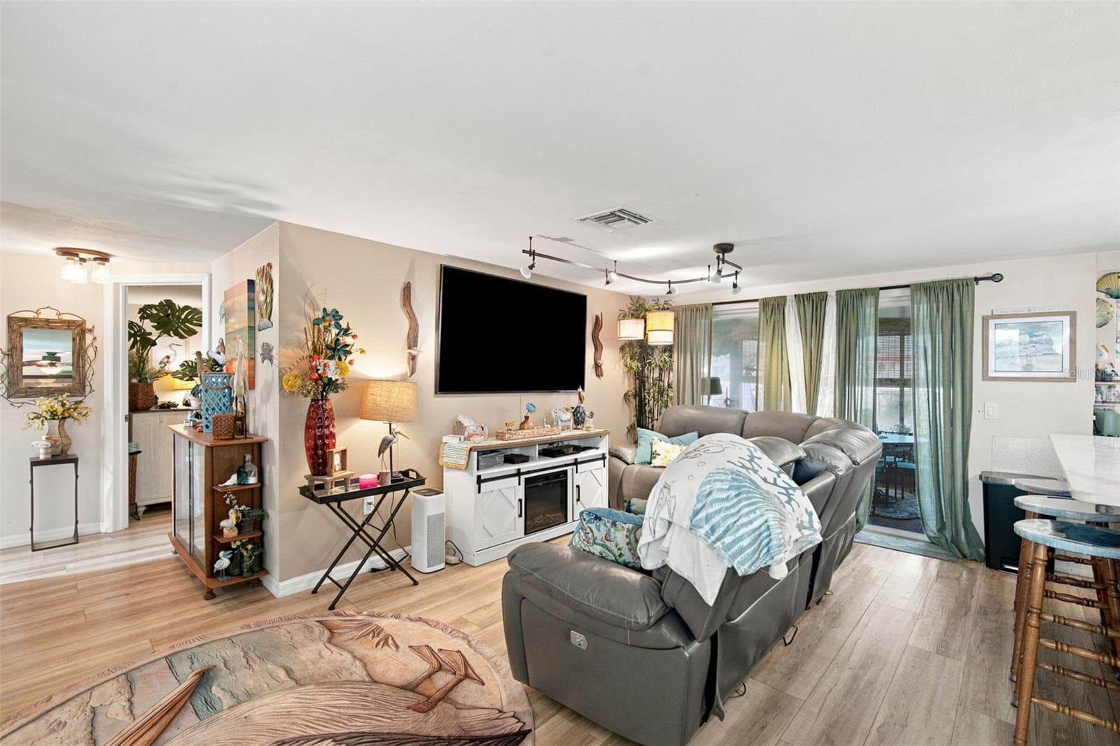 Single Family Residence at 12816 4TH ISLE, HUDSON, photo 11 of 60
