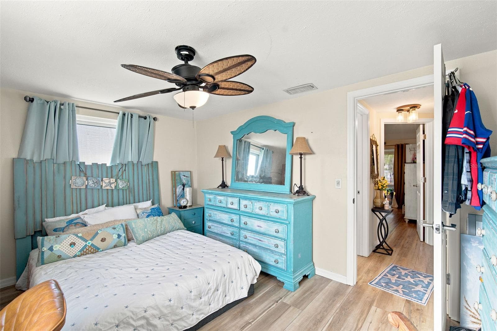 Single Family Residence at 12816 4TH ISLE, HUDSON, photo 24 of 60