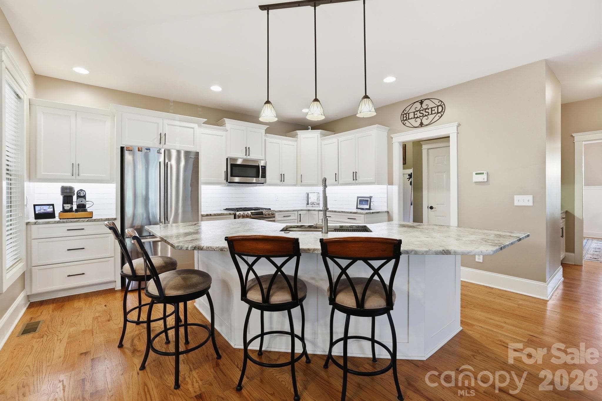 Single Family Residence at 705 Glenn Allen Way, Fort Mill, photo 13 of 48