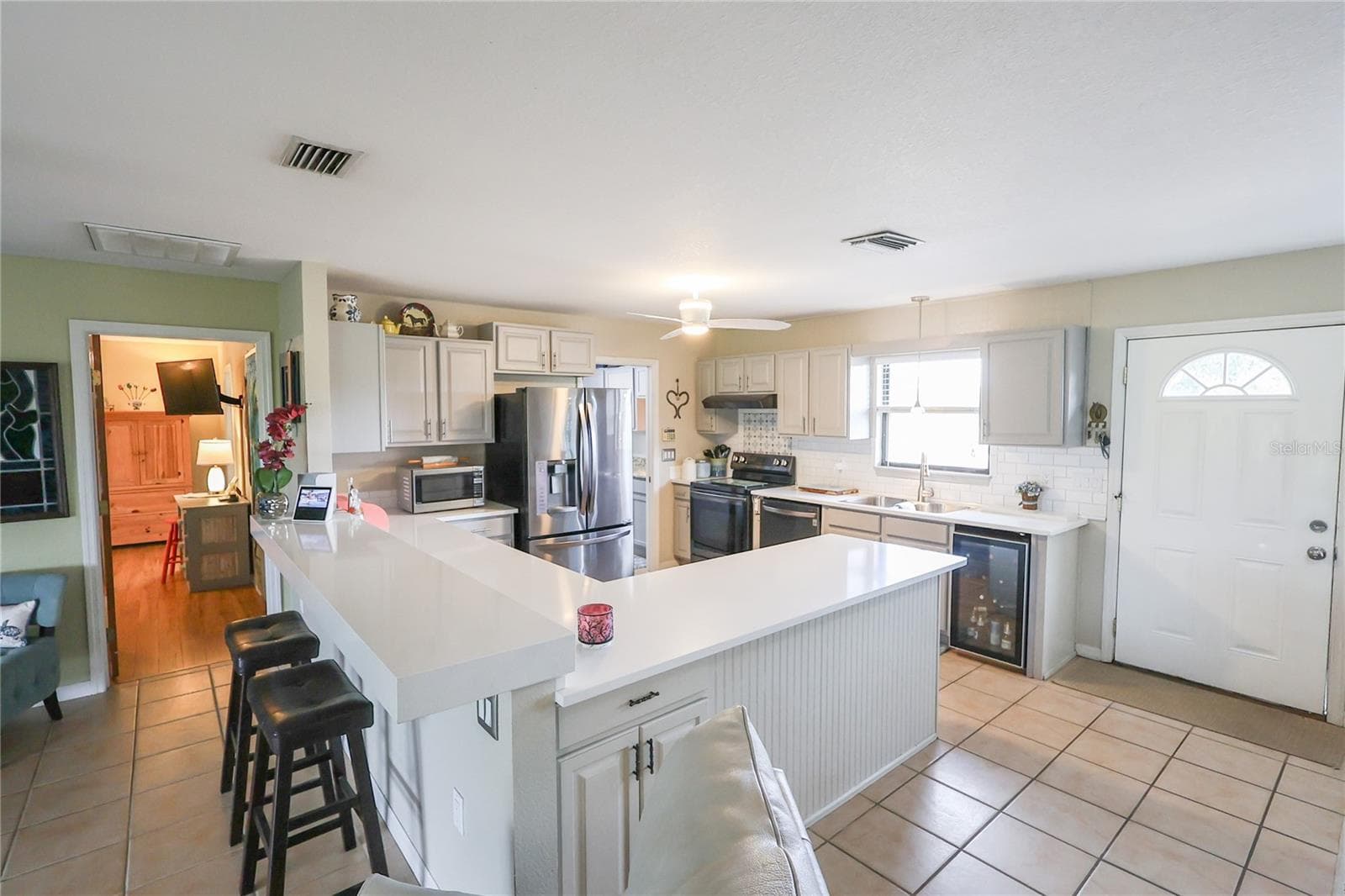 Single Family Residence at 5015 TWIN LAKES LN, BARTOW, photo 8 of 48