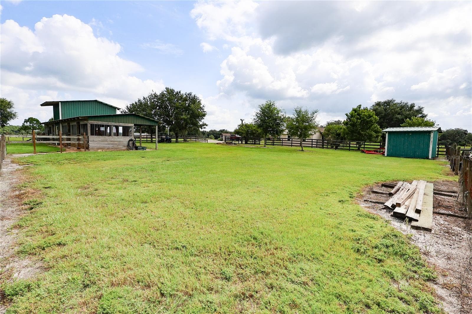 Single Family Residence at 5015 TWIN LAKES LN, BARTOW, photo 40 of 48