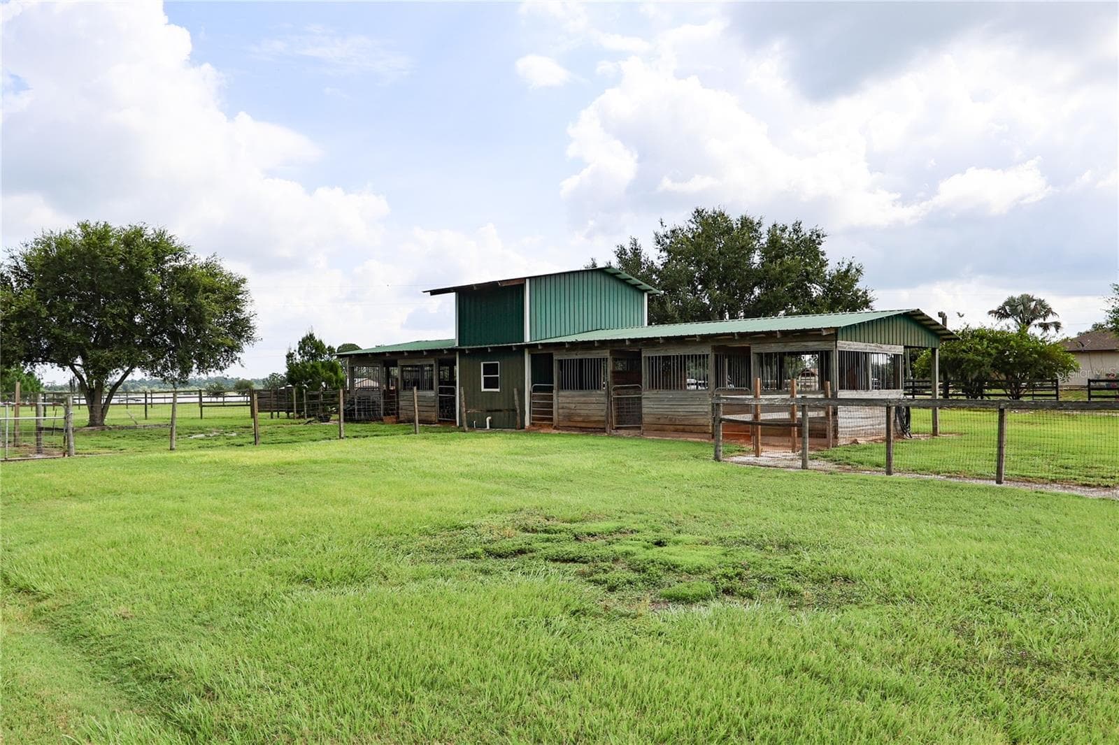 Single Family Residence at 5015 TWIN LAKES LN, BARTOW, photo 43 of 48
