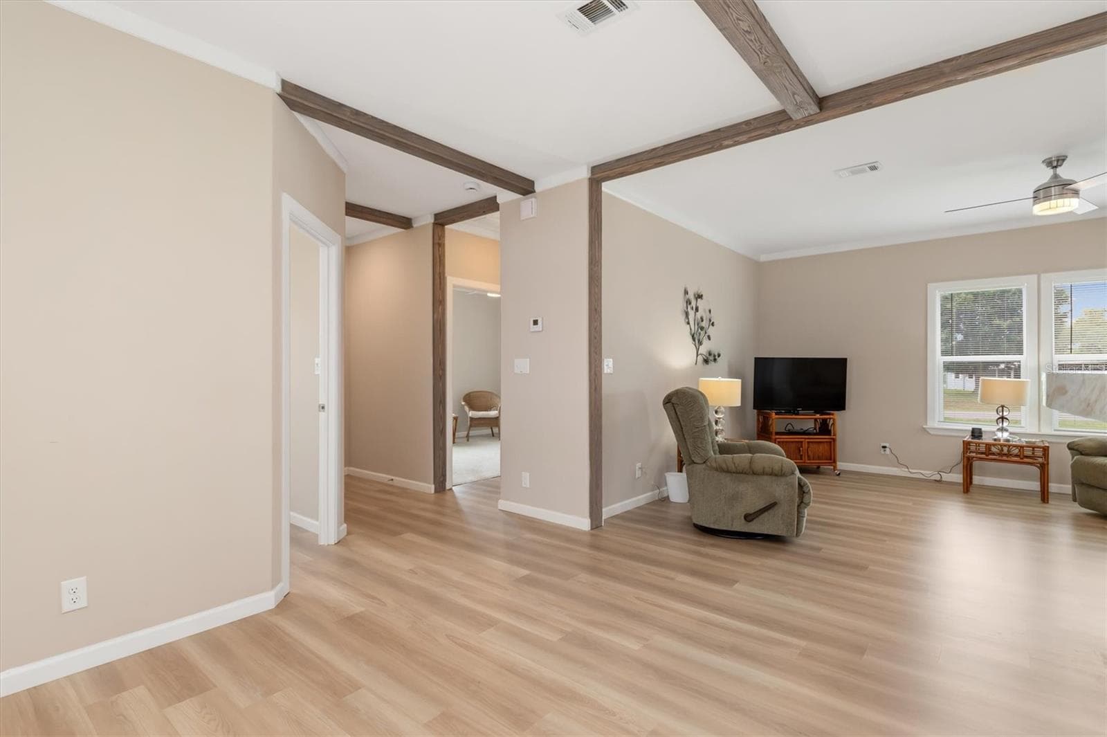 Manufactured Home at 6287 GREENFINCH RD, ENGLEWOOD, photo 12 of 47