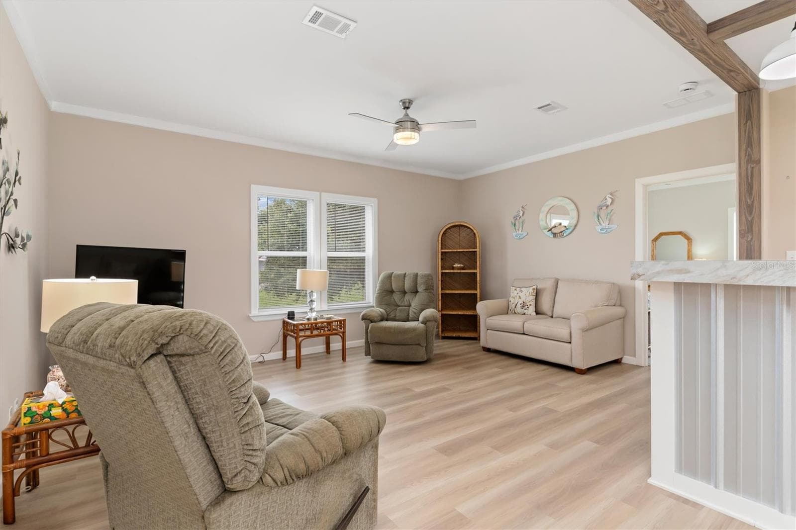 Manufactured Home at 6287 GREENFINCH RD, ENGLEWOOD, photo 13 of 47