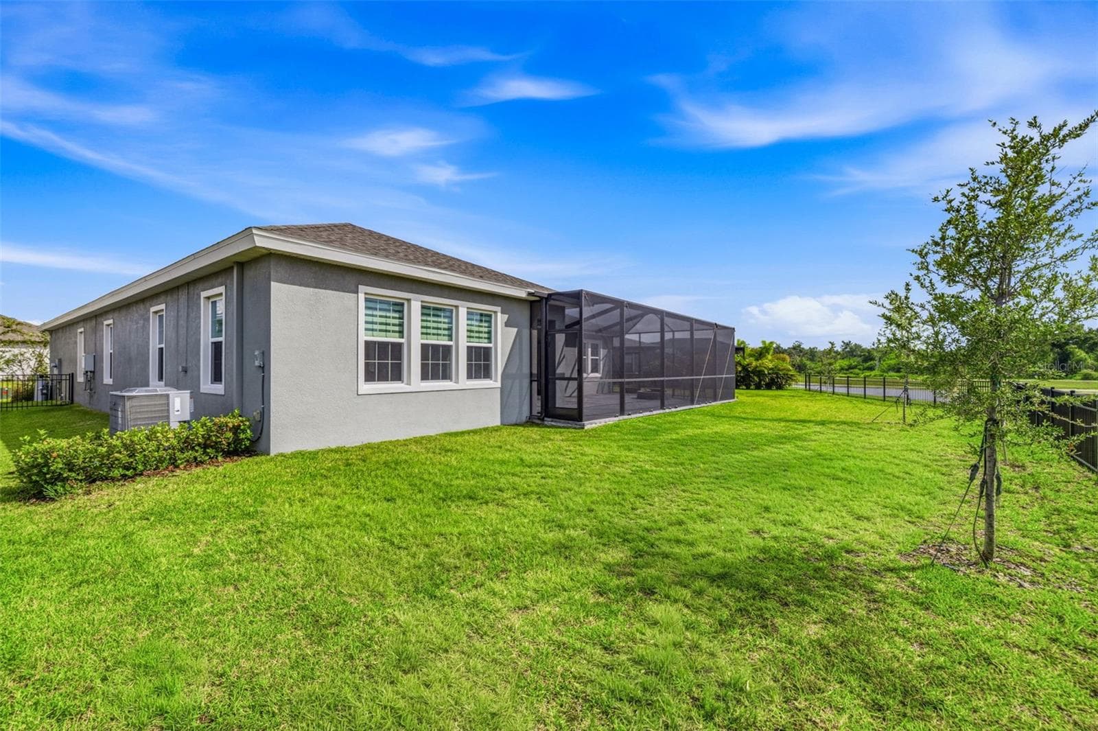 Single Family Residence at 5254 WOLF CREEK DR, APOLLO BEACH, photo 49 of 75