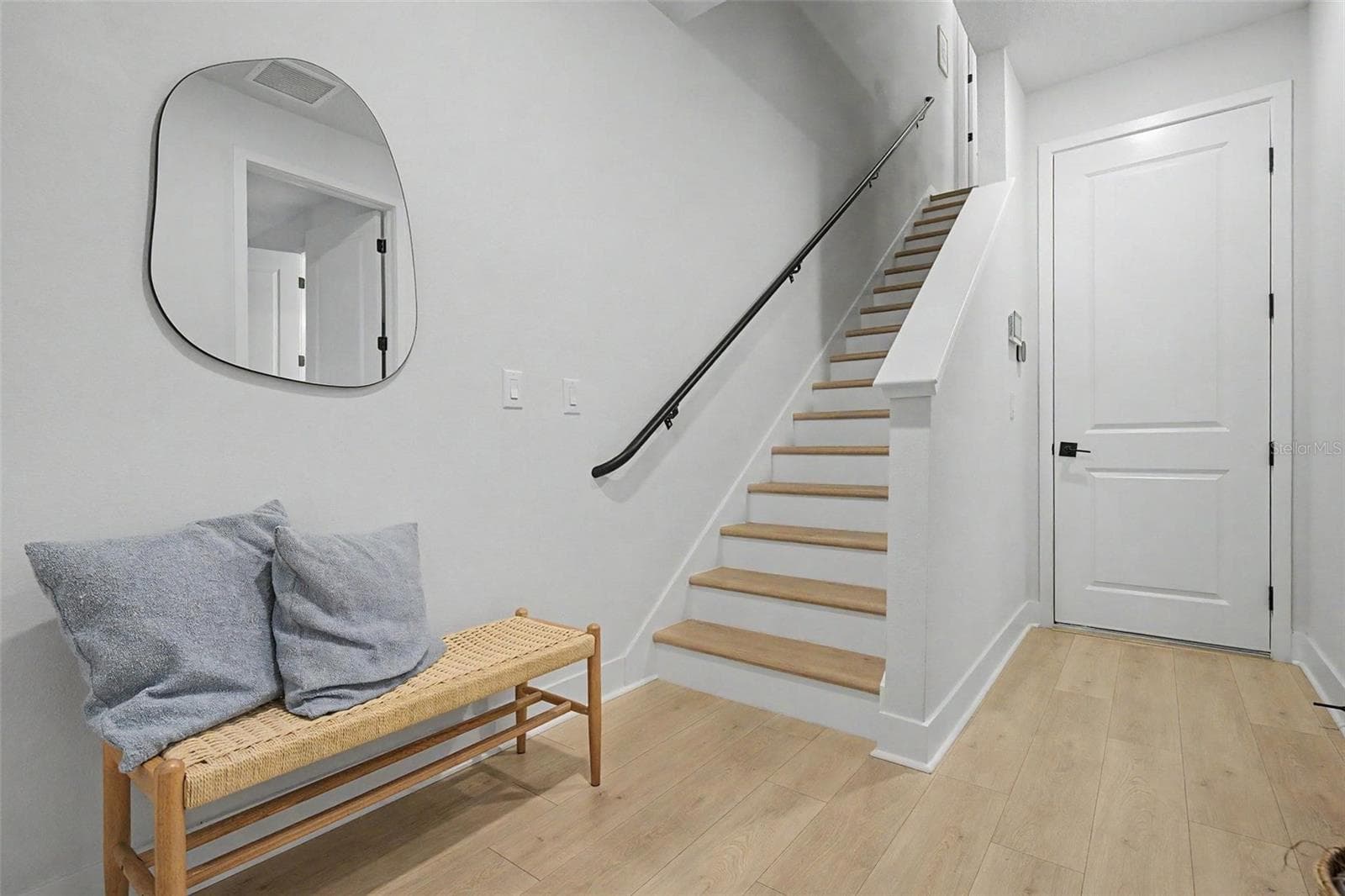 Townhouse at 6605 N NEBRASKA AVE #28, TAMPA, photo 5 of 33