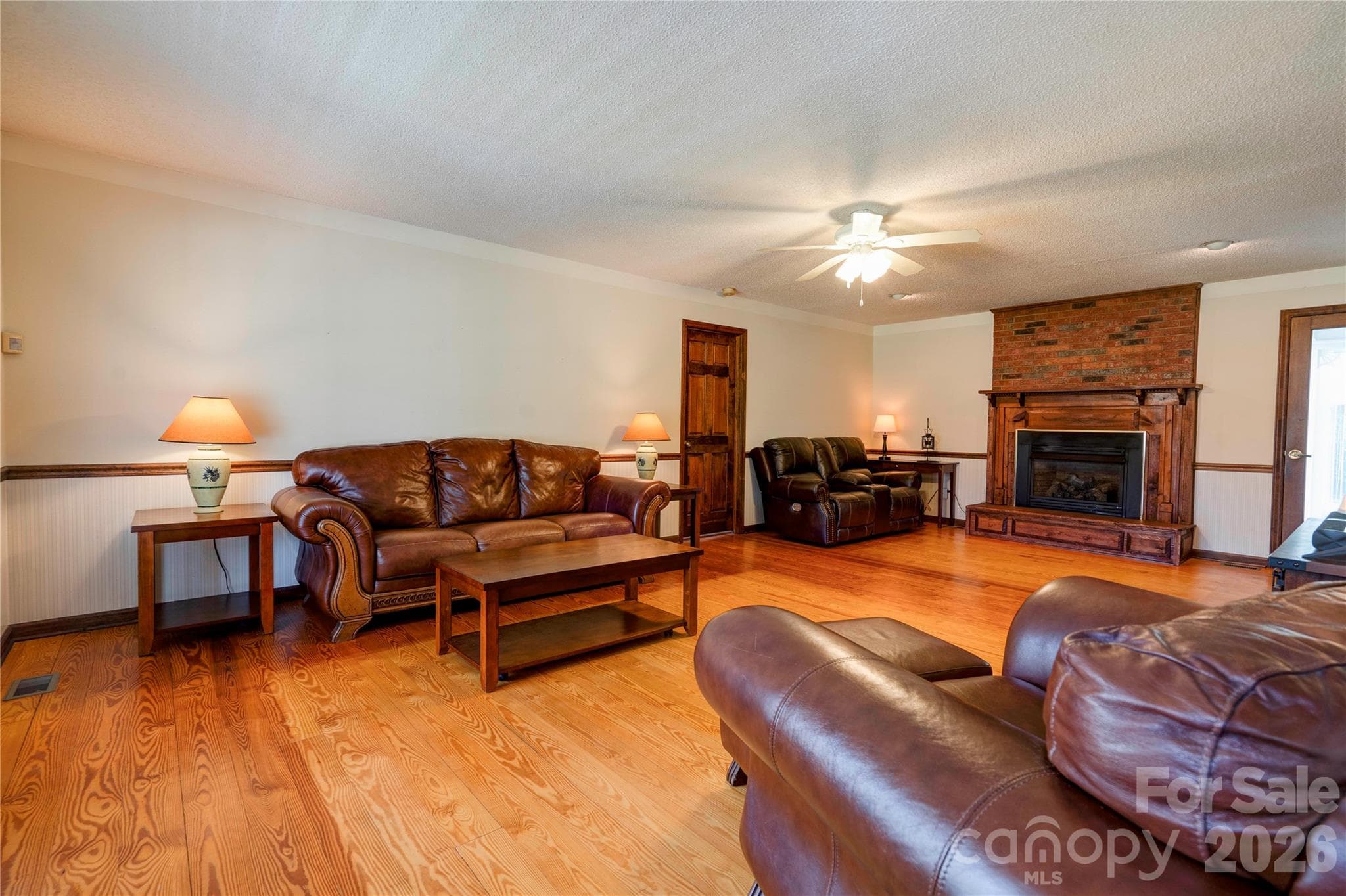 Living Room - 719 W Zion Church Road, Shelby