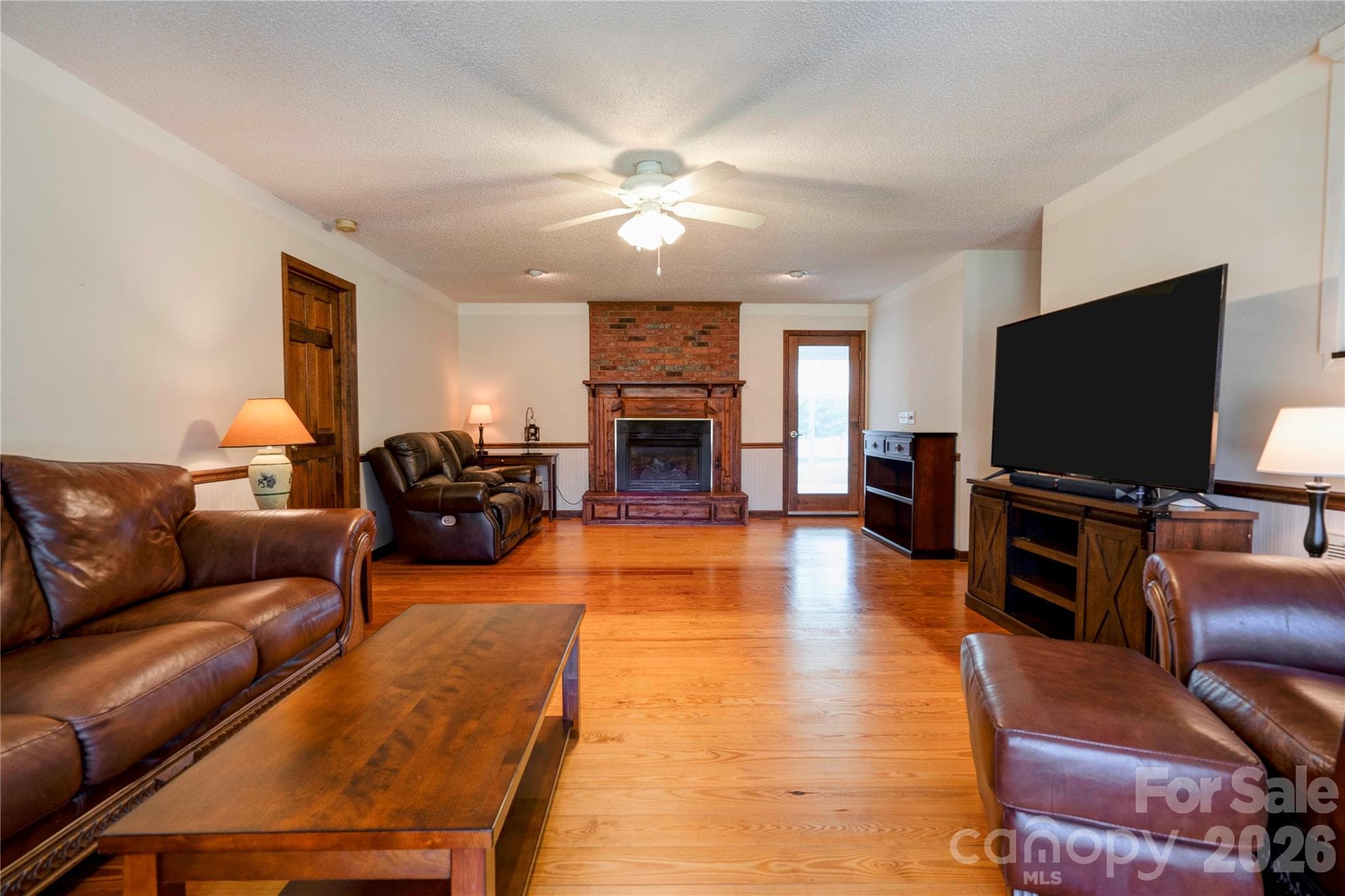 Living Room - 719 W Zion Church Road, Shelby