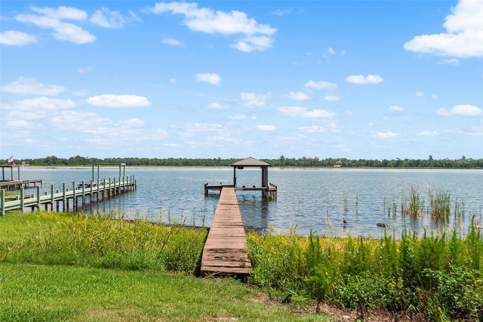 Single Family Residence at 4123 ISLAND LAKES DR, WINTER HAVEN, photo 3 of 48