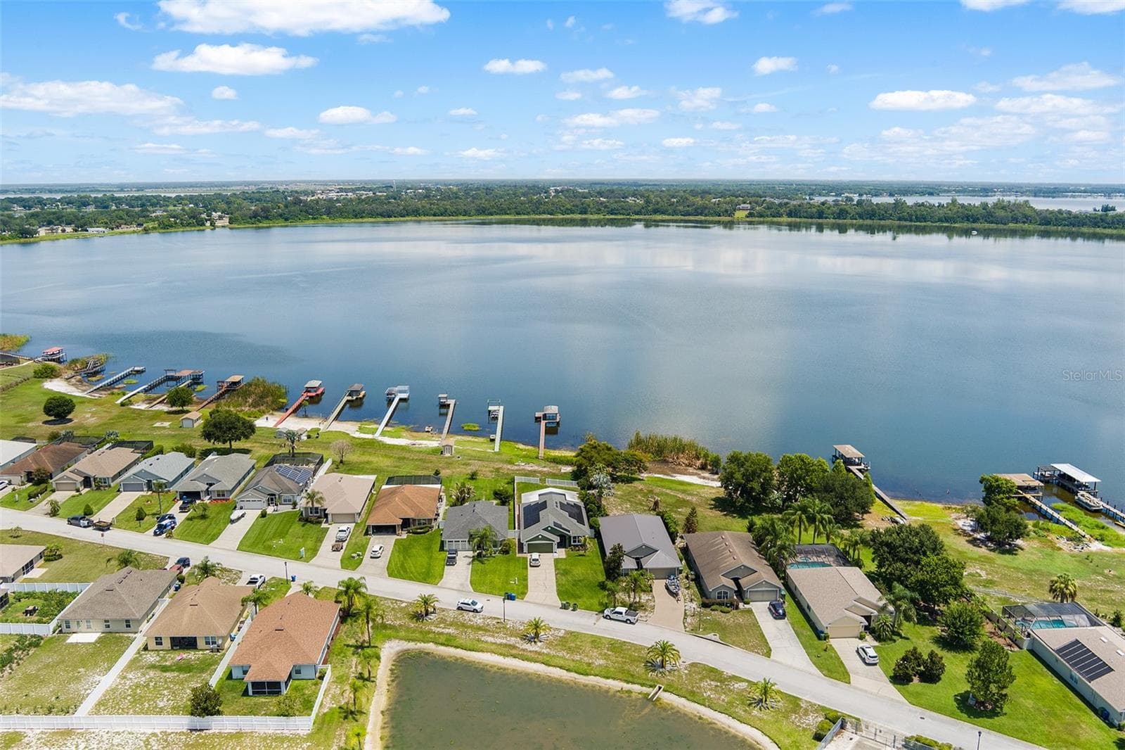 Single Family Residence at 4123 ISLAND LAKES DR, WINTER HAVEN, photo 4 of 48