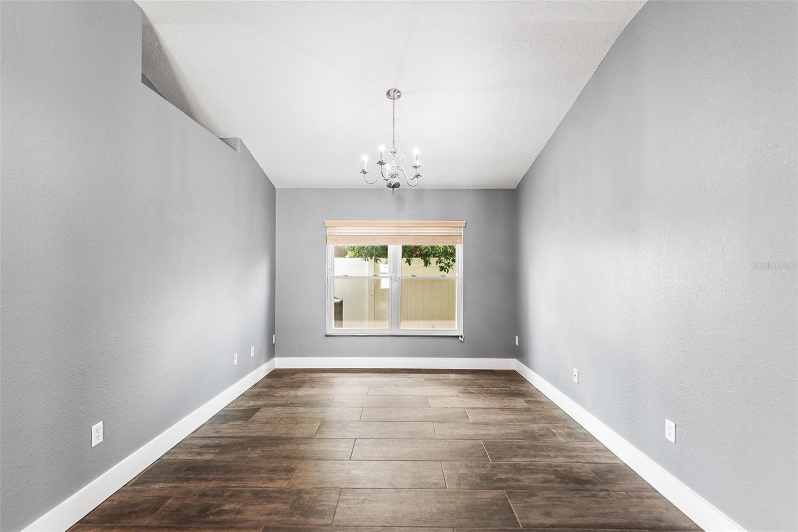 Single Family Residence at 4123 ISLAND LAKES DR, WINTER HAVEN, photo 8 of 48