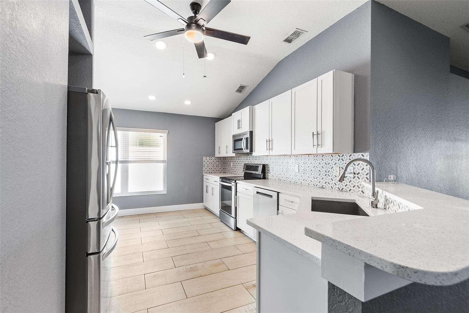 Single Family Residence at 4123 ISLAND LAKES DR, WINTER HAVEN, photo 12 of 48