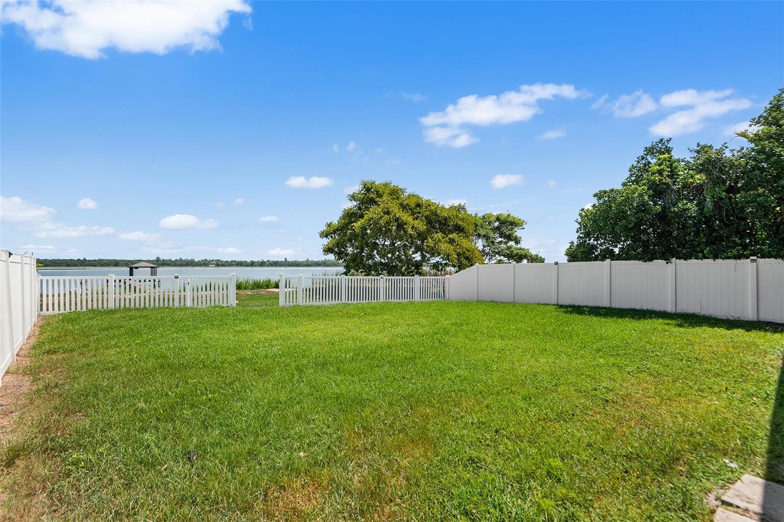 Single Family Residence at 4123 ISLAND LAKES DR, WINTER HAVEN, photo 32 of 48