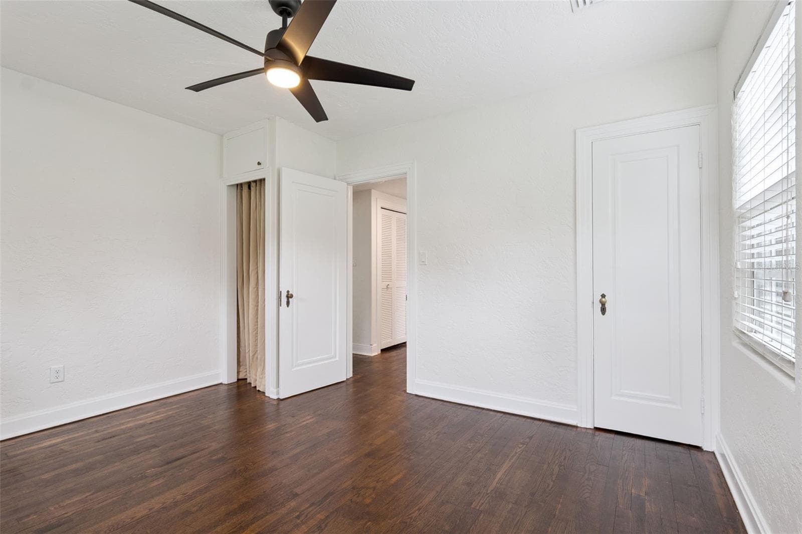 Single Family Residence at 207 S SUMMERLIN AVE, SANFORD, photo 33 of 50