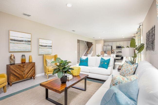 Model home - actual features may vary. - 621 BROADOAK DR, DUNDEE