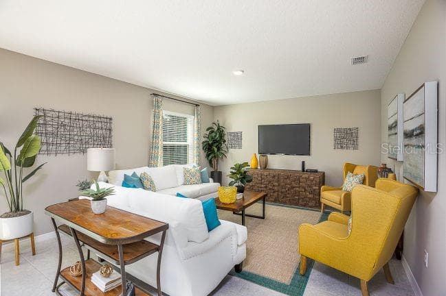 Model home - actual features may vary. - 621 BROADOAK DR, DUNDEE