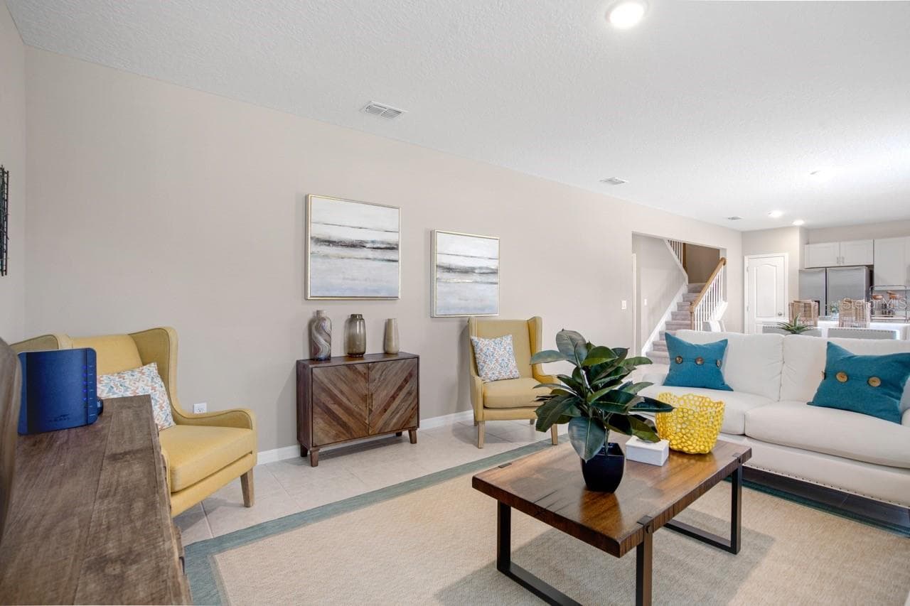 Model home - actual features may vary. - 621 BROADOAK DR, DUNDEE