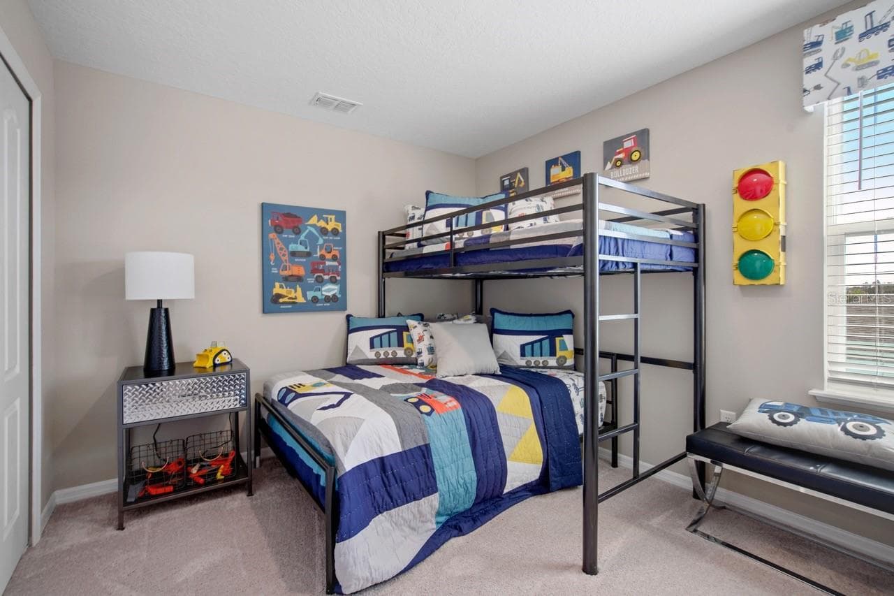 Model home - actual features may vary. - 621 BROADOAK DR, DUNDEE