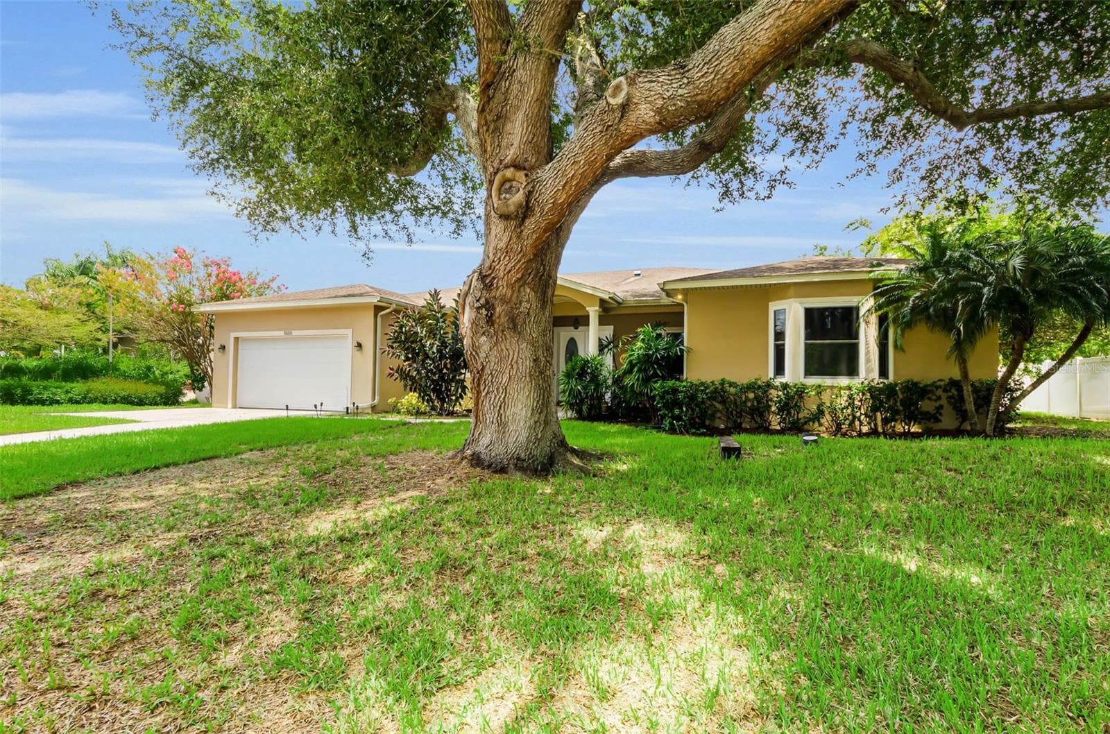 CITY OF CLEARWATER NATURAL GAS FOR HEAT, STOVE, FIREPLACE AND DRYER! - 1888 BUGLE LN, CLEARWATER