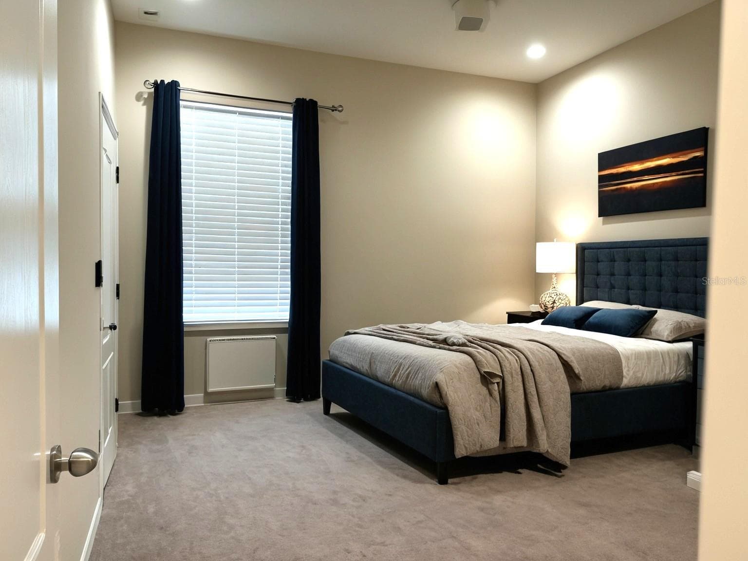 3rd bed with an en-suite bathroom - 13814 BEE TREE CT, HUDSON