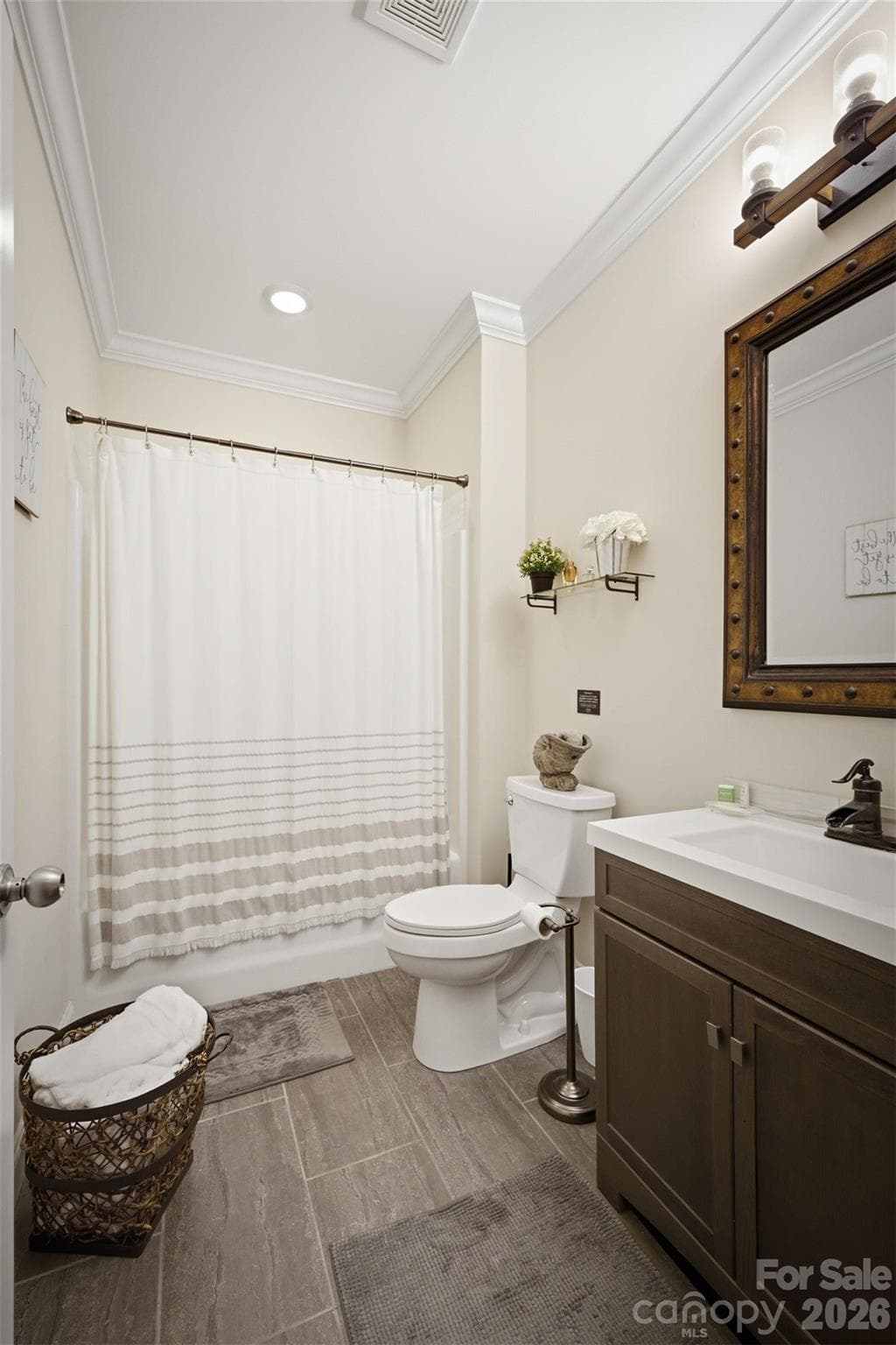 Single Family Residence at 2079 Dockside Place, Connelly Springs, photo 19 of 36