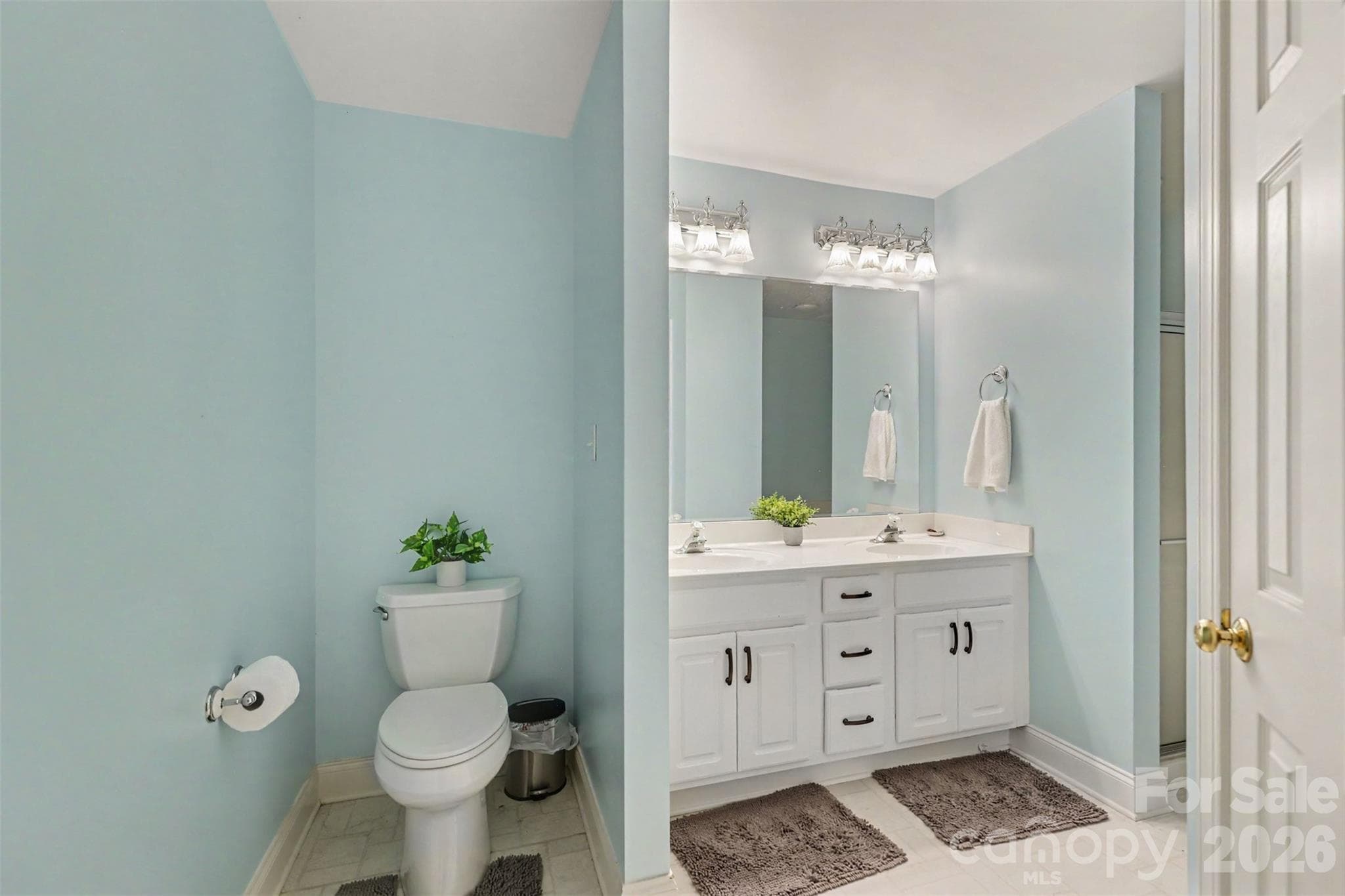 Single Family Residence at 8401 Shelley Mullis Road, Fort Mill, photo 33 of 40