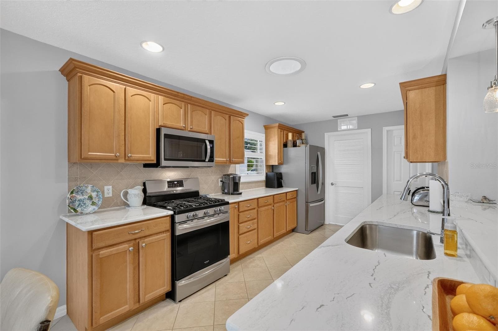 Single Family Residence at 26860 WHITE PLAINS WAY, LEESBURG, photo 14 of 42