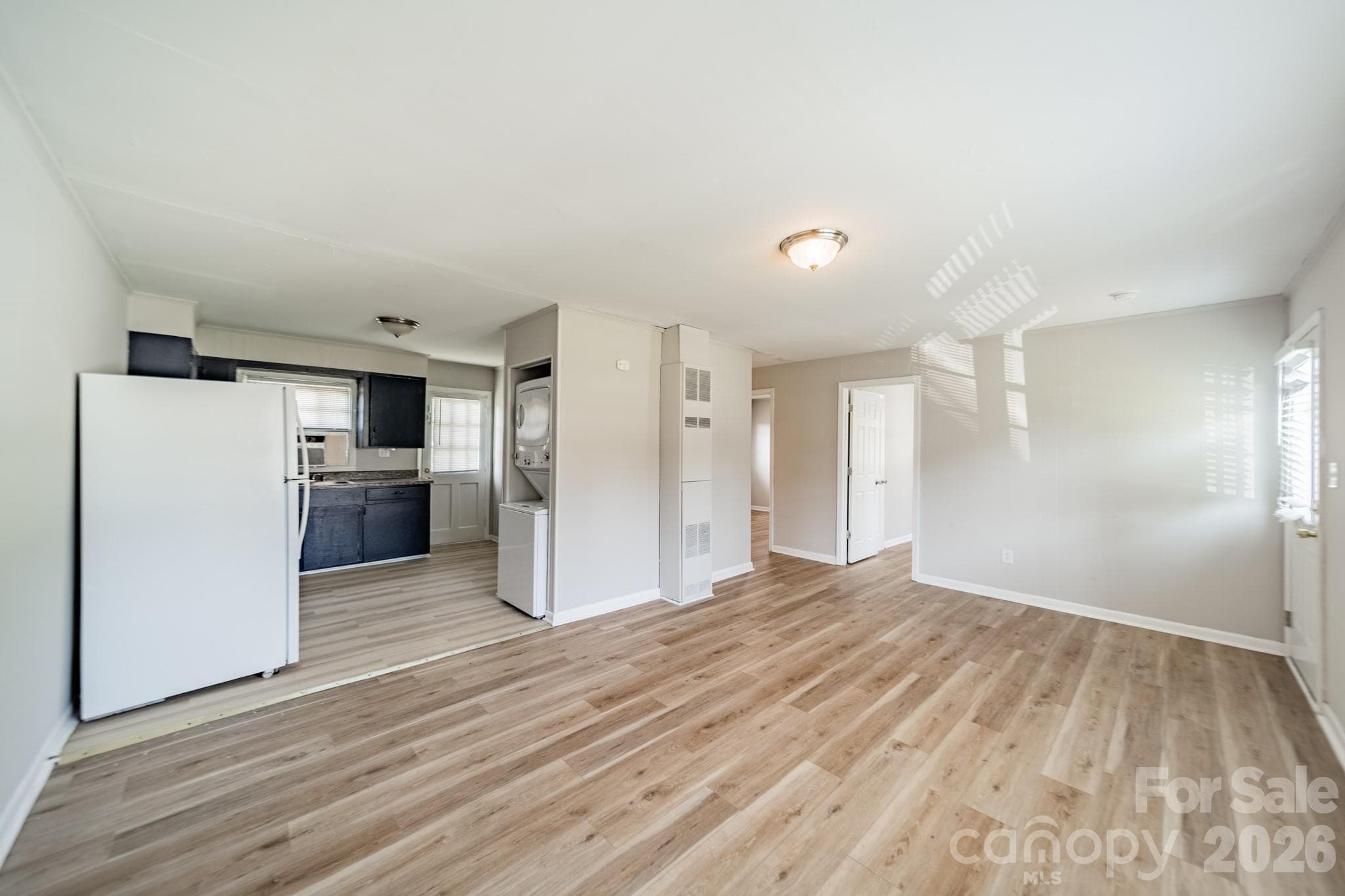 Duplex at 402 E Webb Street, Dallas, photo 10 of 21