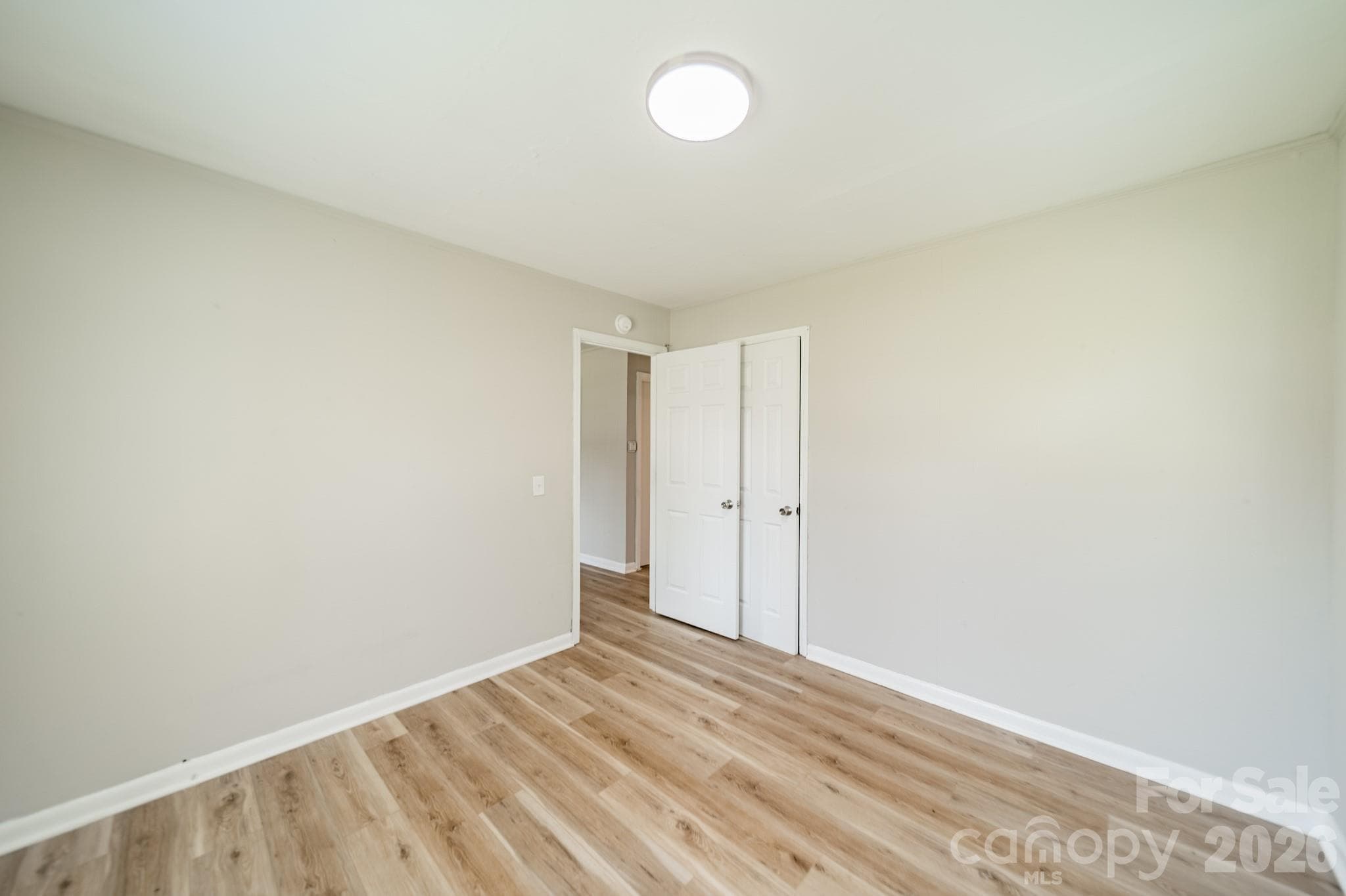 Duplex at 402 E Webb Street, Dallas, photo 17 of 21