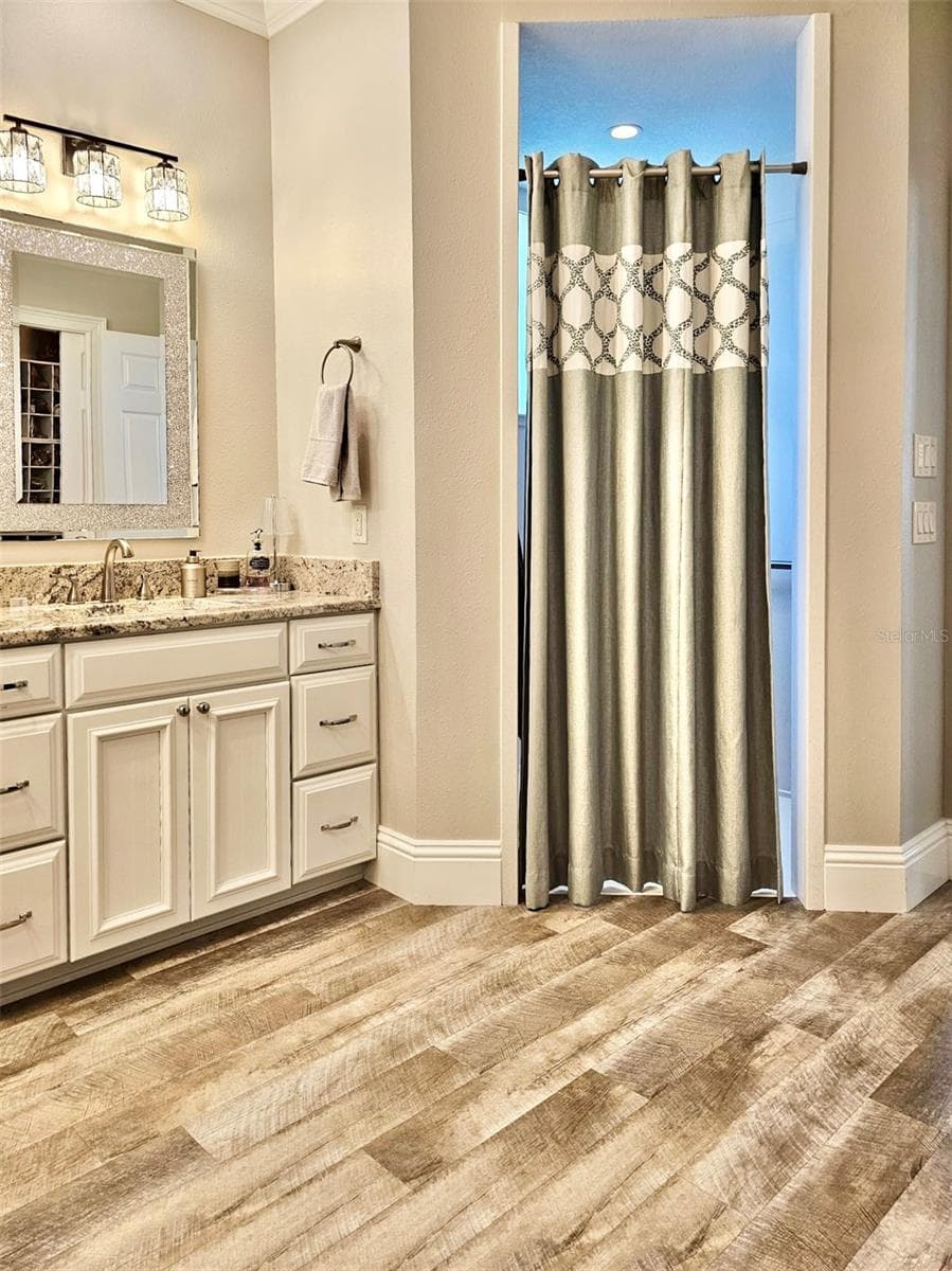 Single Family Residence at 1040 COTTAGE DR, THE VILLAGES, photo 15 of 25