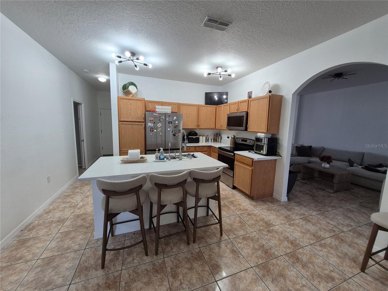 Kitchen - 560 VICEROY CT, KISSIMMEE