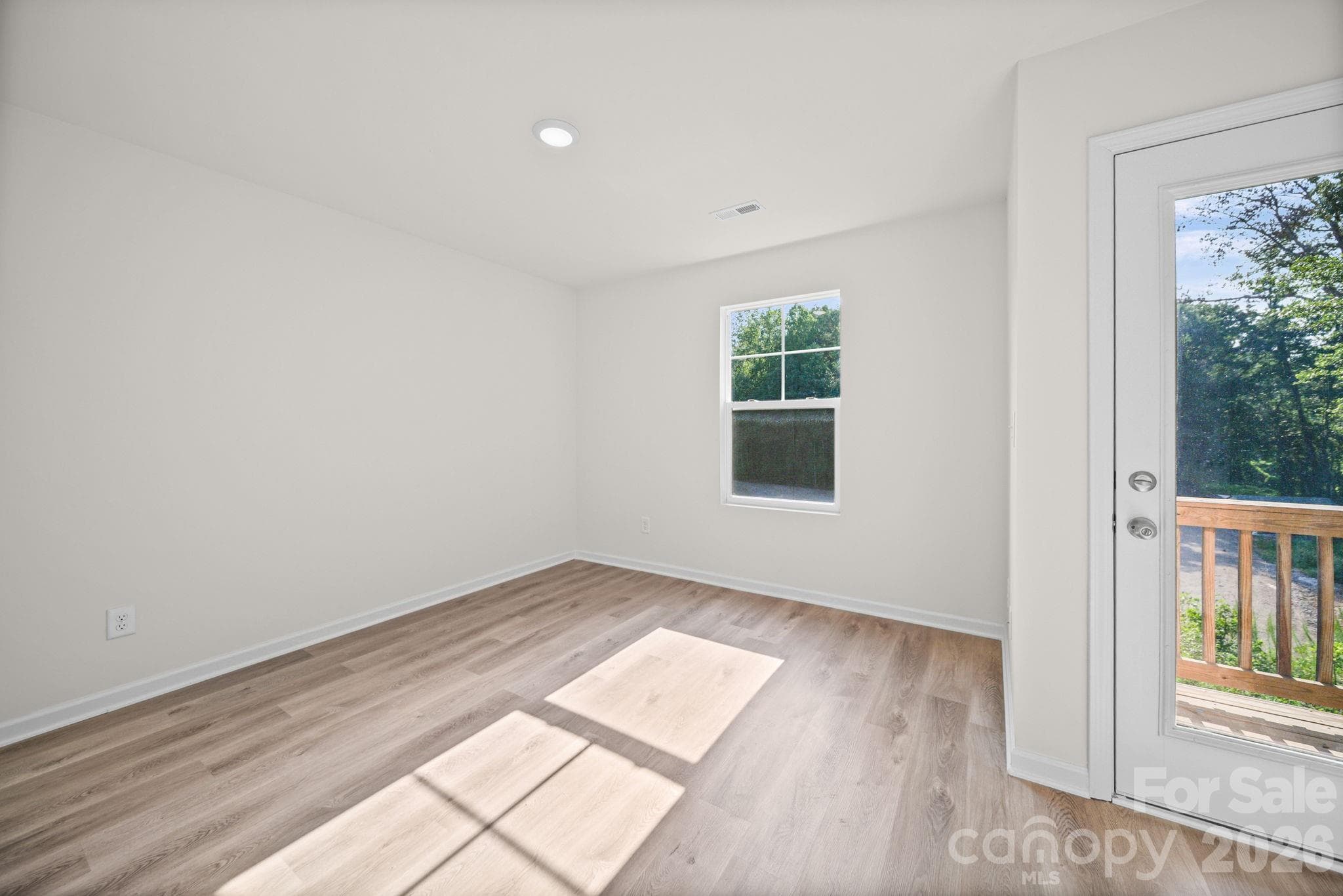 Primary Bedroom - 511 N Hill Street, Dallas