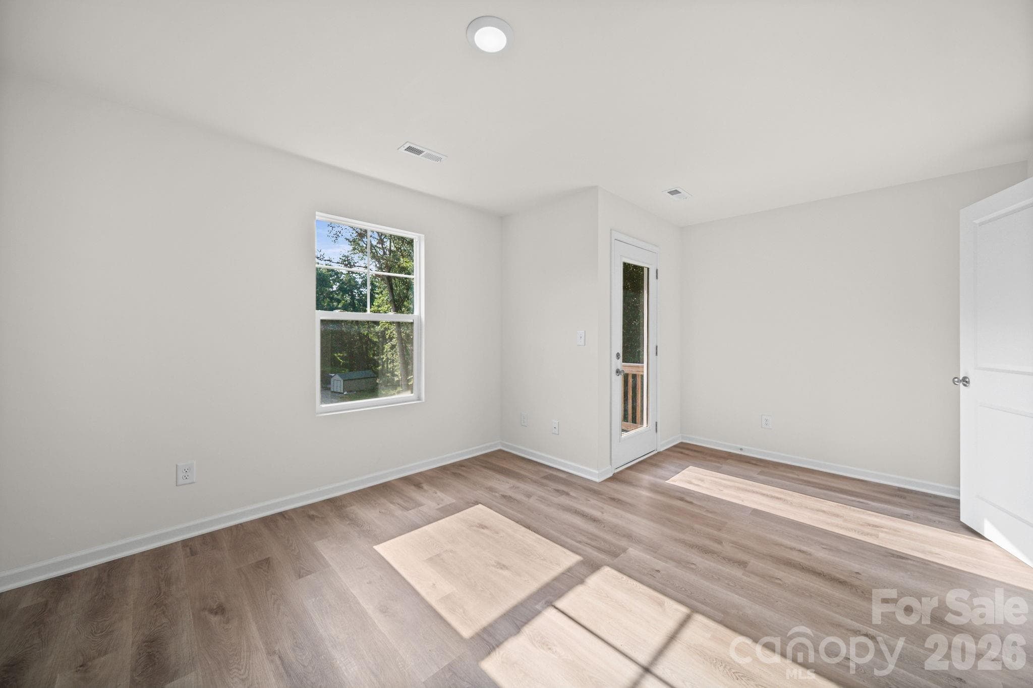 Primary Bedroom - 511 N Hill Street, Dallas