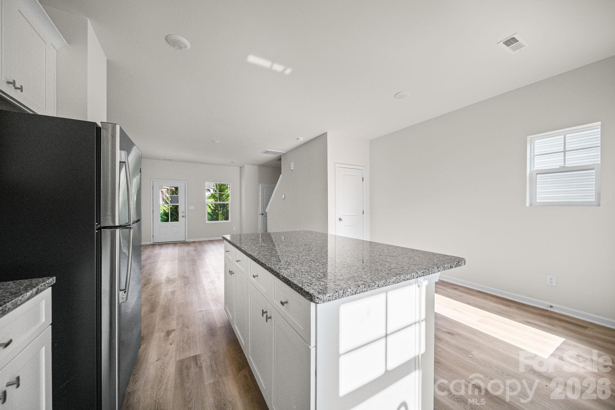 Kitchen - Other Unit - 511 N Hill Street, Dallas