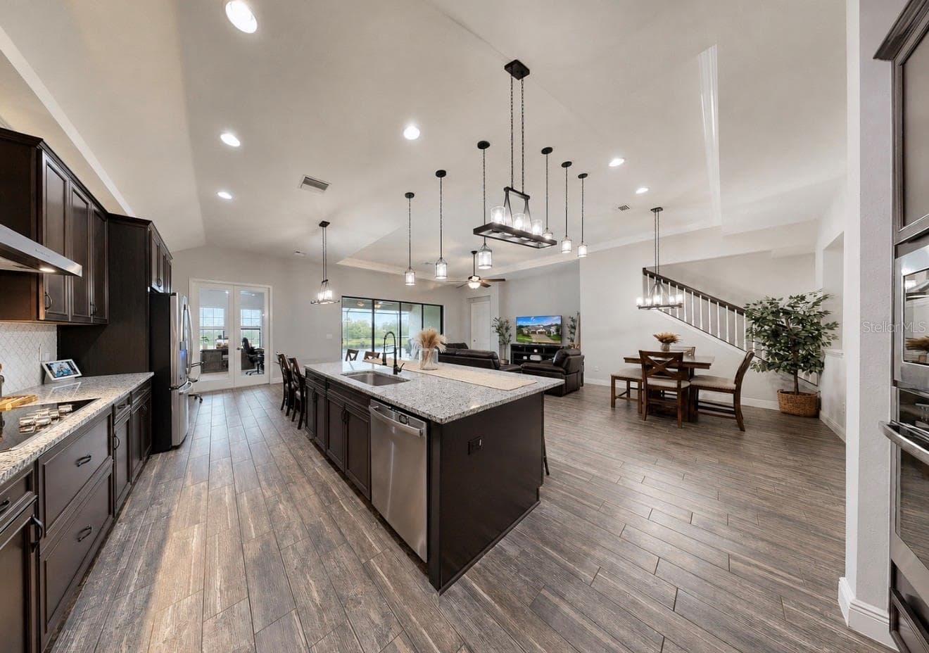 Single Family Residence at 13211 WILDFLOWER MEADOW DR, RIVERVIEW, photo 8 of 62