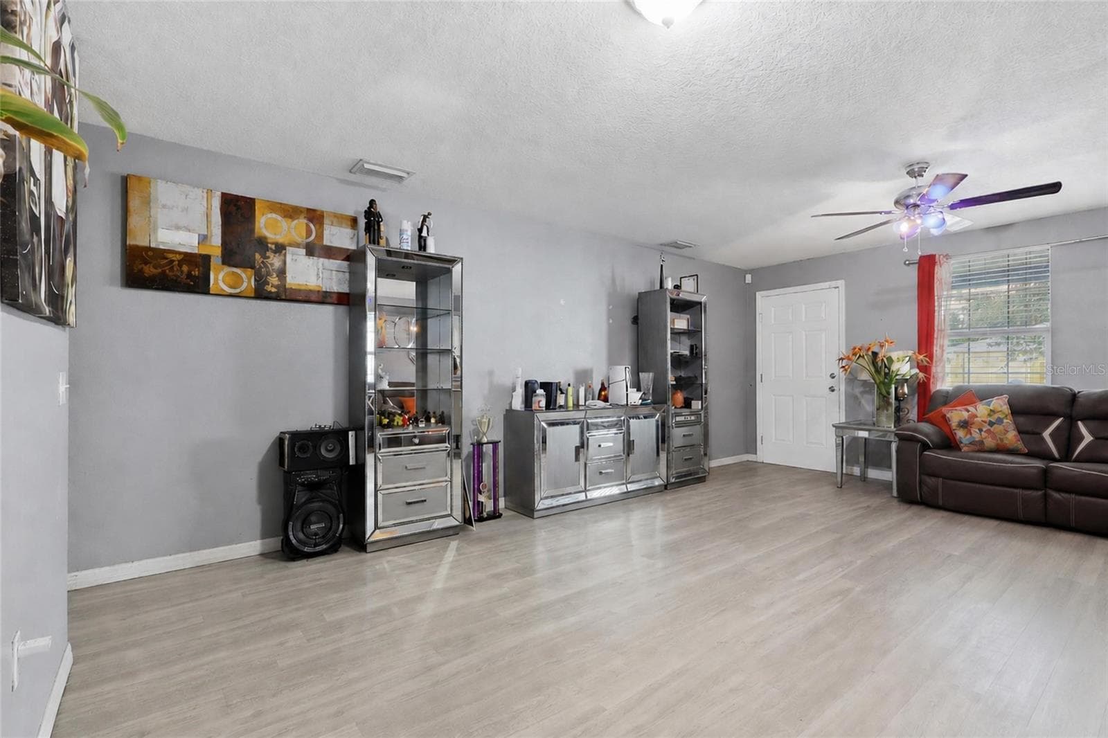 Single Family Residence at 2215 E COLUMBUS DR, TAMPA, photo 7 of 27