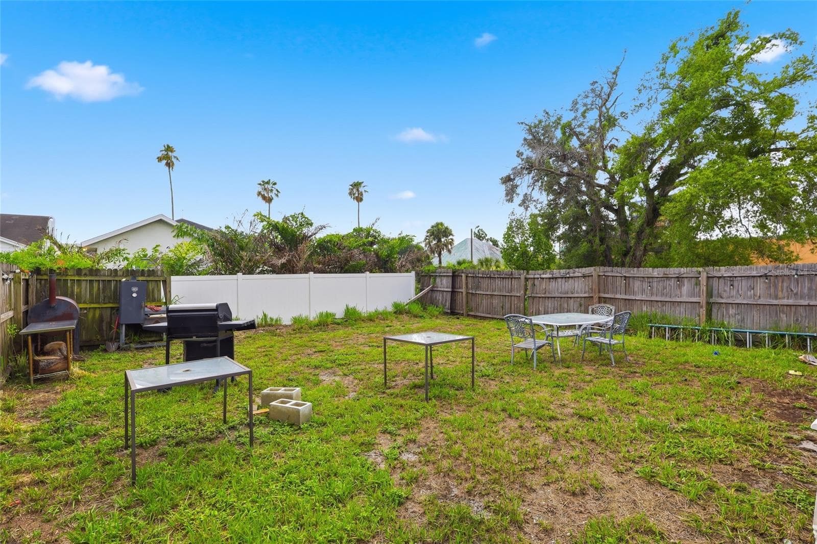 Single Family Residence at 2215 E COLUMBUS DR, TAMPA, photo 21 of 27