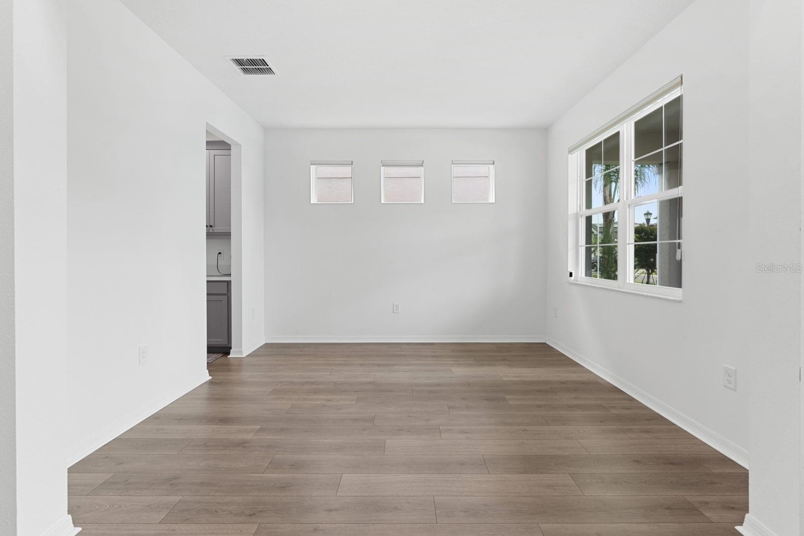Single Family Residence at 10726 NEW MORNING DR, TAMPA, photo 12 of 80