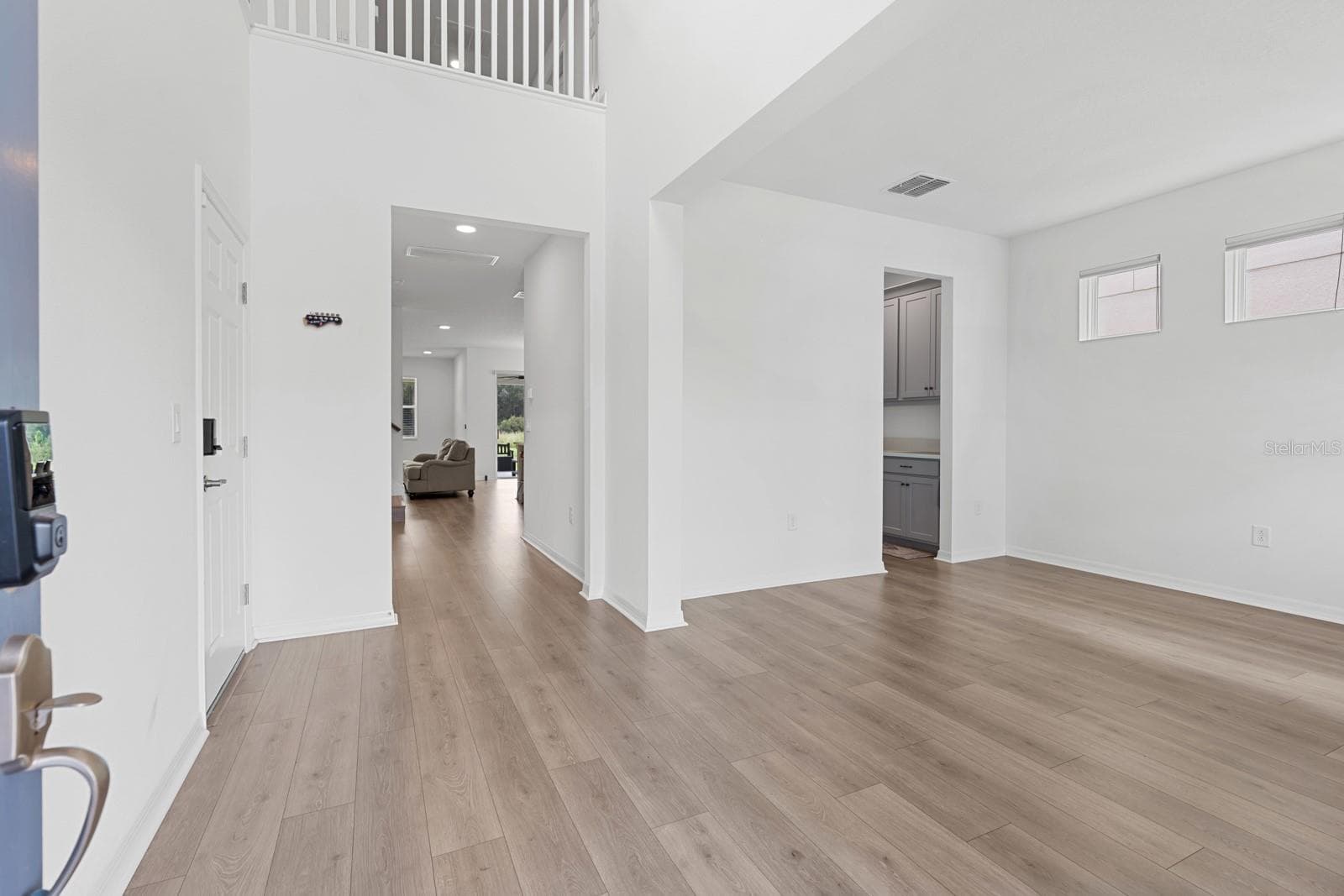 Single Family Residence at 10726 NEW MORNING DR, TAMPA, photo 14 of 80