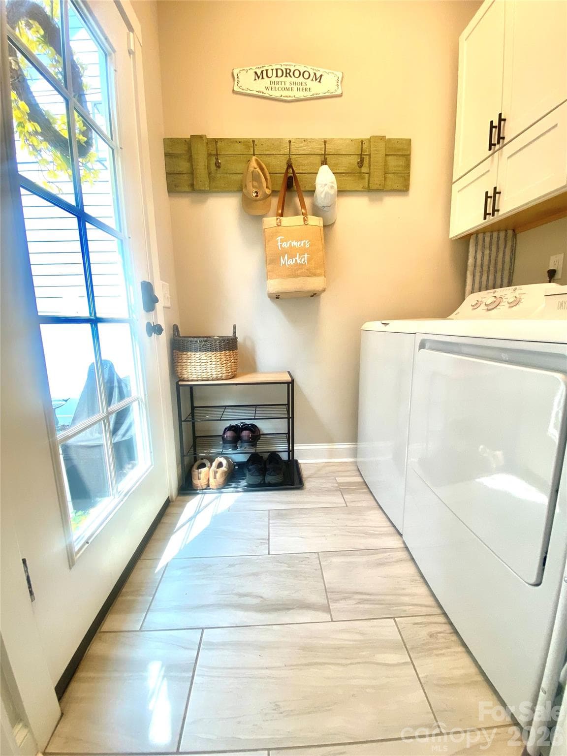Mudroom 2 - 3110 Bellwood Place, Kannapolis