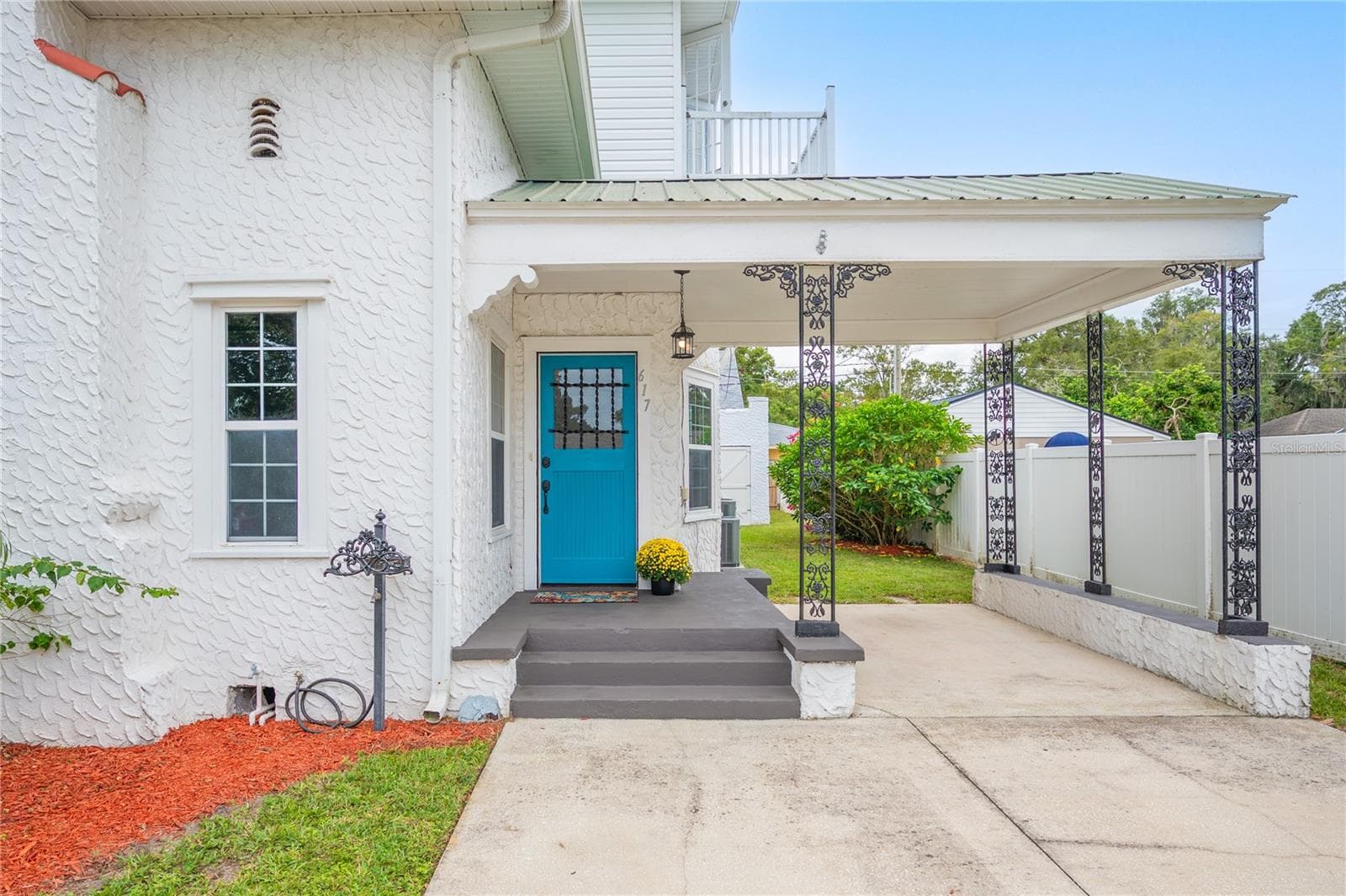Single Family Residence at 617 KERNEYWOOD ST, LAKELAND, photo 2 of 58
