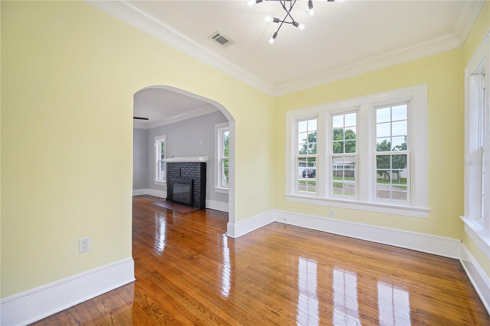 Single Family Residence at 617 KERNEYWOOD ST, LAKELAND, photo 7 of 58