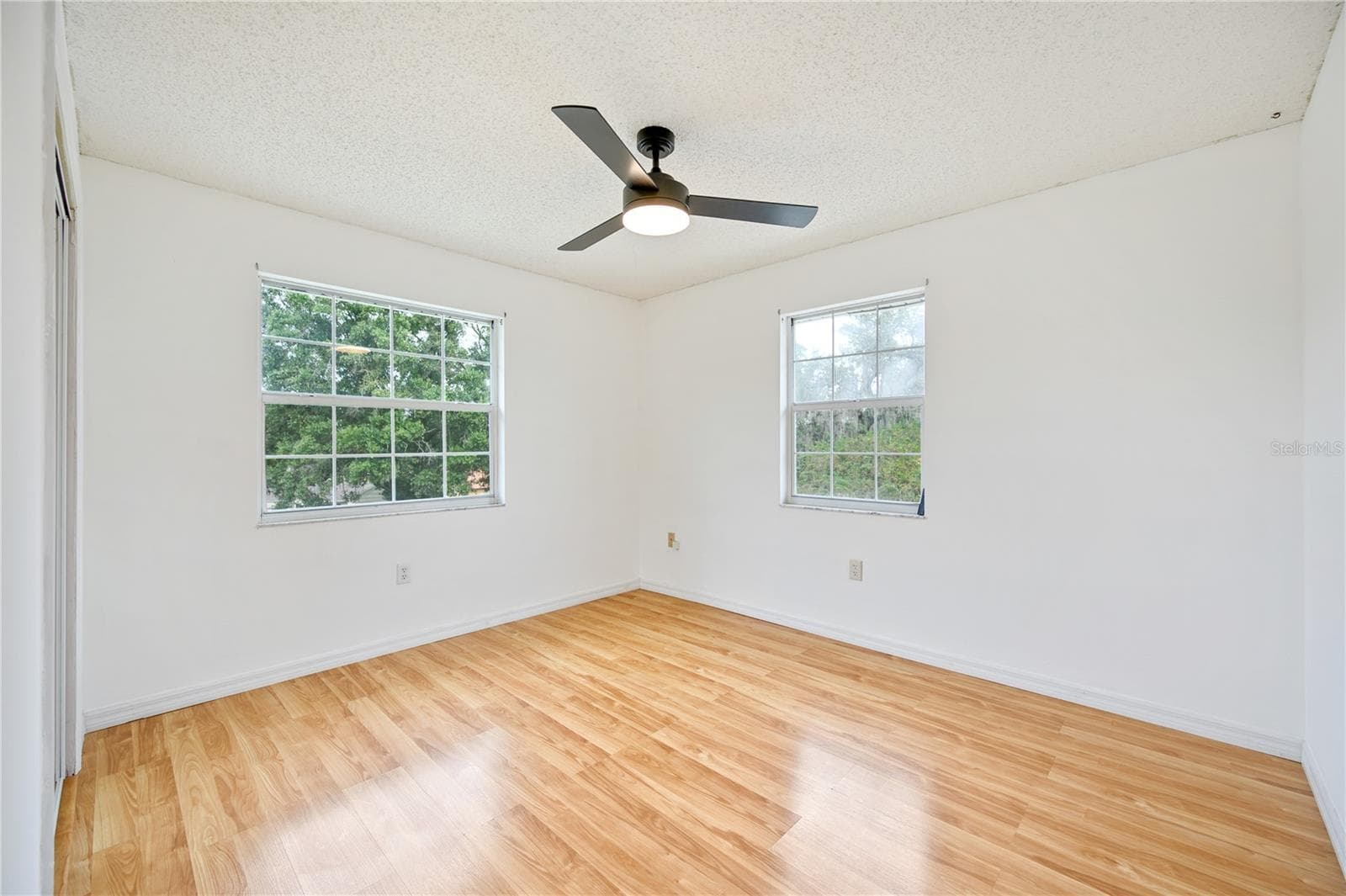 Single Family Residence at 617 KERNEYWOOD ST, LAKELAND, photo 24 of 58