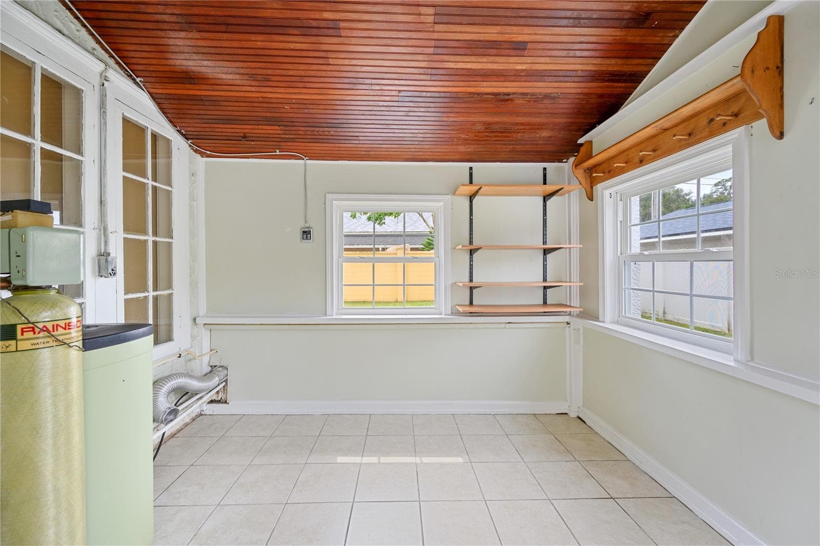 Single Family Residence at 617 KERNEYWOOD ST, LAKELAND, photo 38 of 58