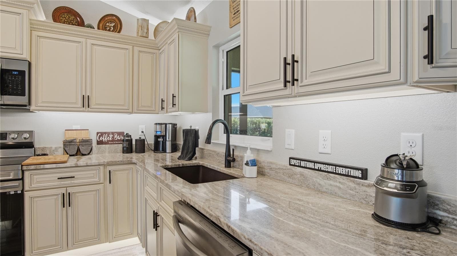 Single Family Residence at 6752 SW 179TH COURT RD, DUNNELLON, photo 13 of 37