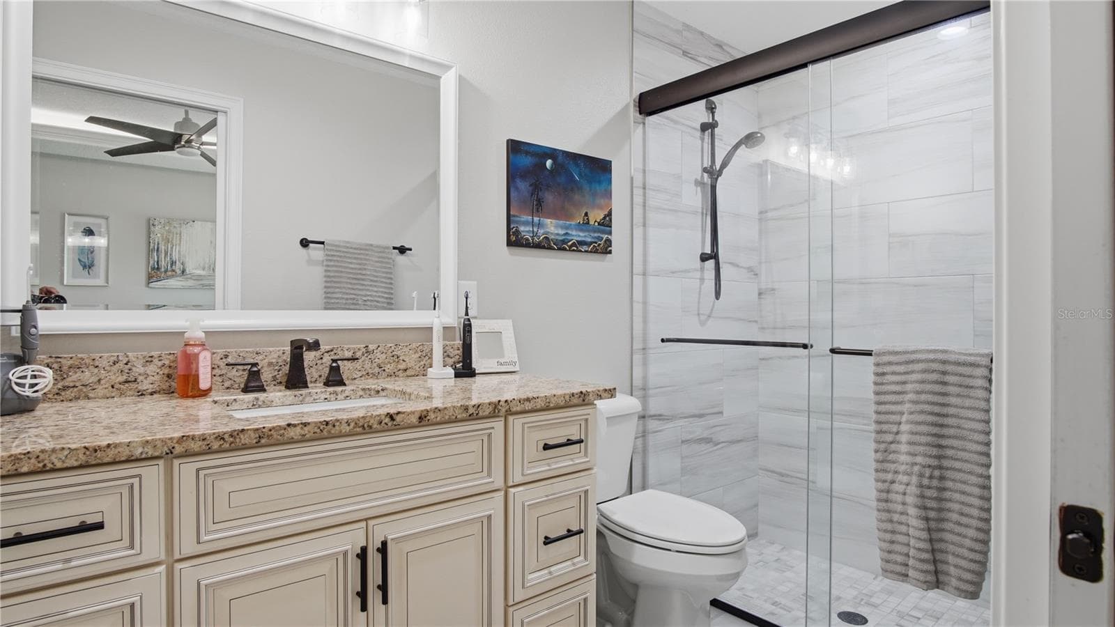 En suite Bathroom - 6752 SW 179TH COURT RD, DUNNELLON
