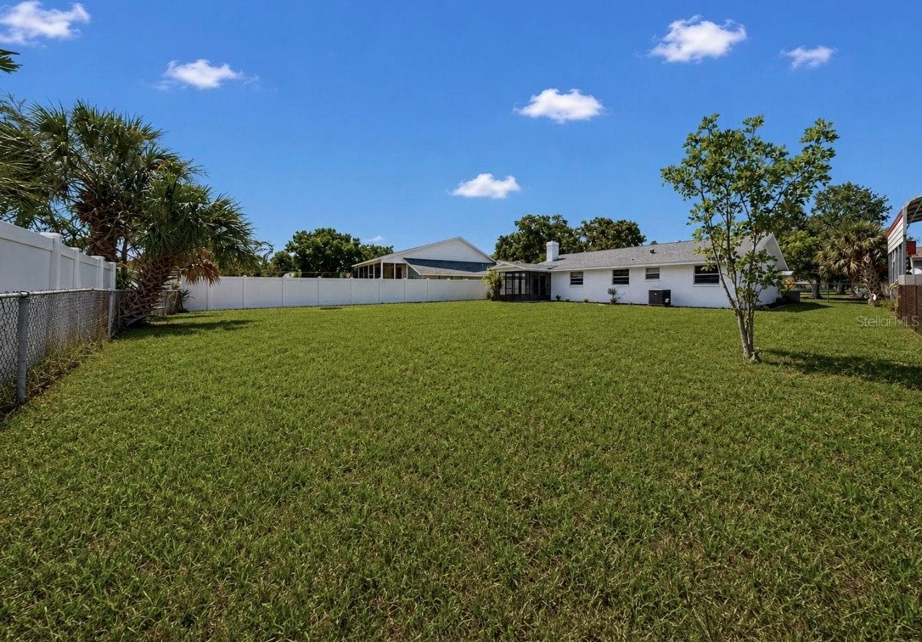 Single Family Residence at 617 GOLF AND SEA BLVD, APOLLO BEACH, photo 31 of 35